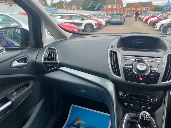 Used Ford C-Max 2014 for sale - 76083950: Photo 24