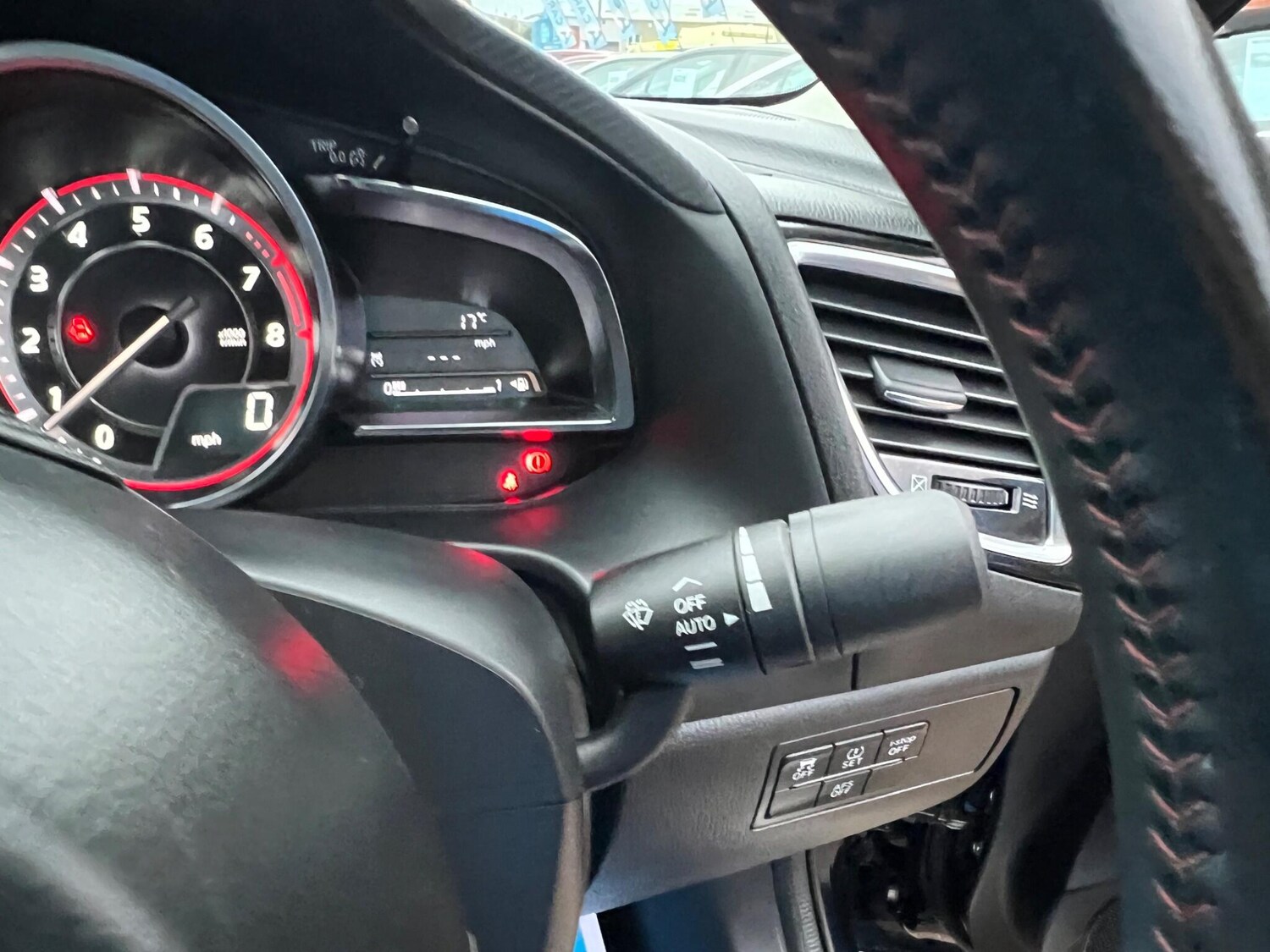 Used Mazda Mazda3 2014 for sale - 76201185: Photo 38