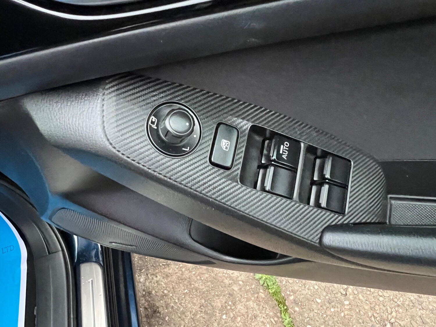 Used Mazda Mazda3 2014 for sale - 76201185: Photo 41