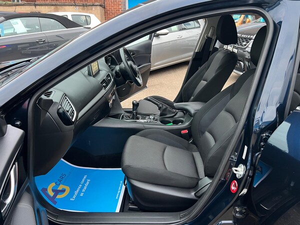 Used Mazda Mazda3 2014 for sale - 76201185: Photo 4