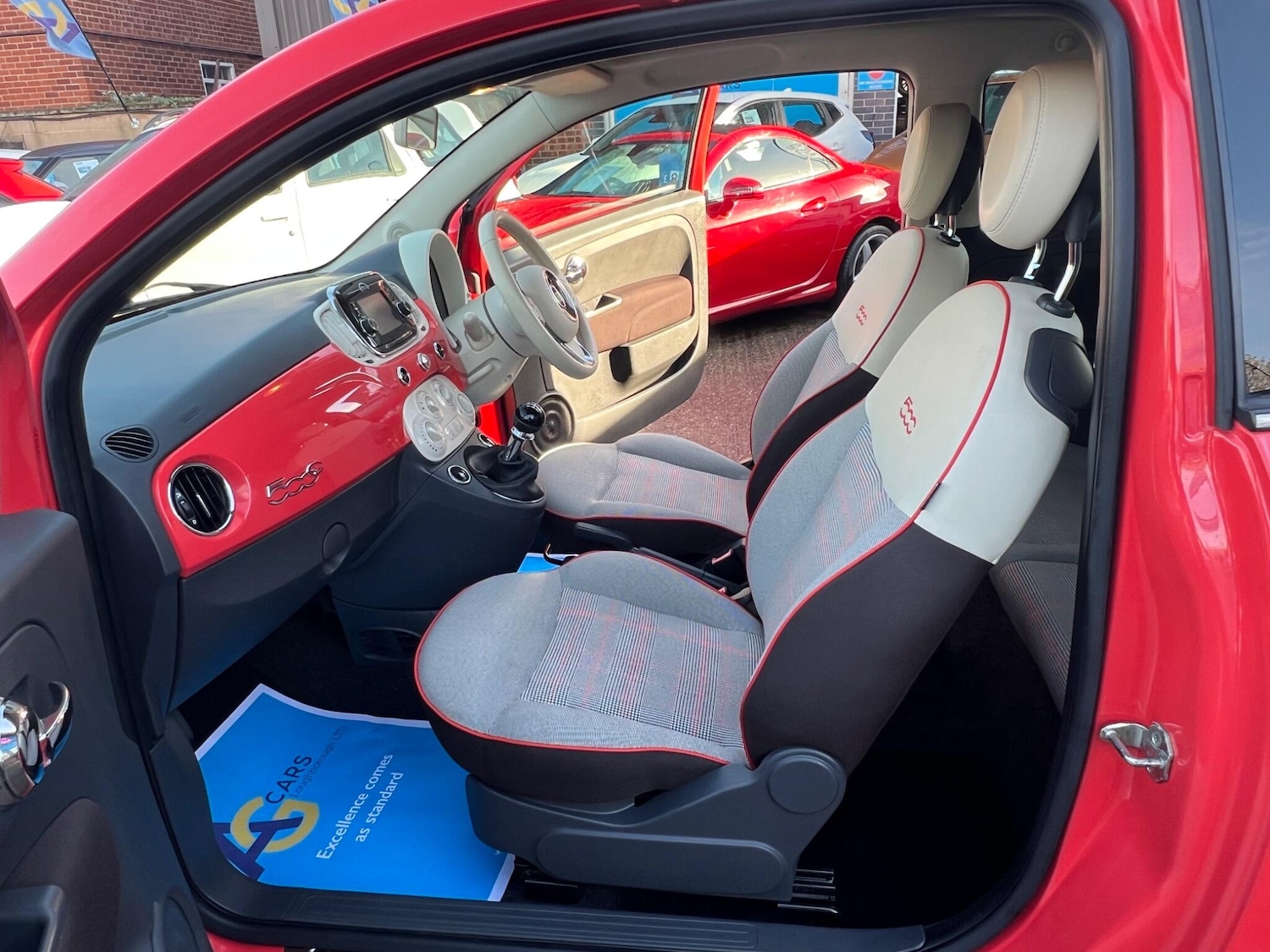 Used Fiat 500 2015 for sale - 76990614: Photo 4