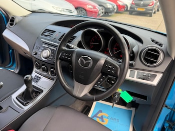 Used Mazda Mazda3 2010 for sale - 78982159: Photo