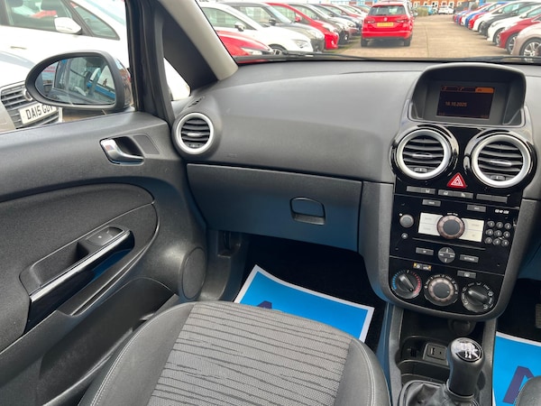 Used Vauxhall Corsa 2014 for sale - 76283891: Photo 24