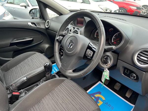 Used Vauxhall Corsa 2014 for sale - 76283891: Photo 3