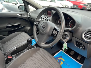 Used Vauxhall Corsa 2014 for sale - 76283891: Photo 3