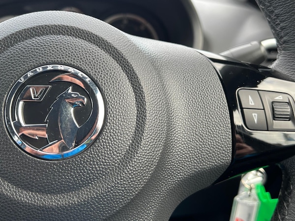 Used Vauxhall Corsa 2014 for sale - 76283891: Photo 40