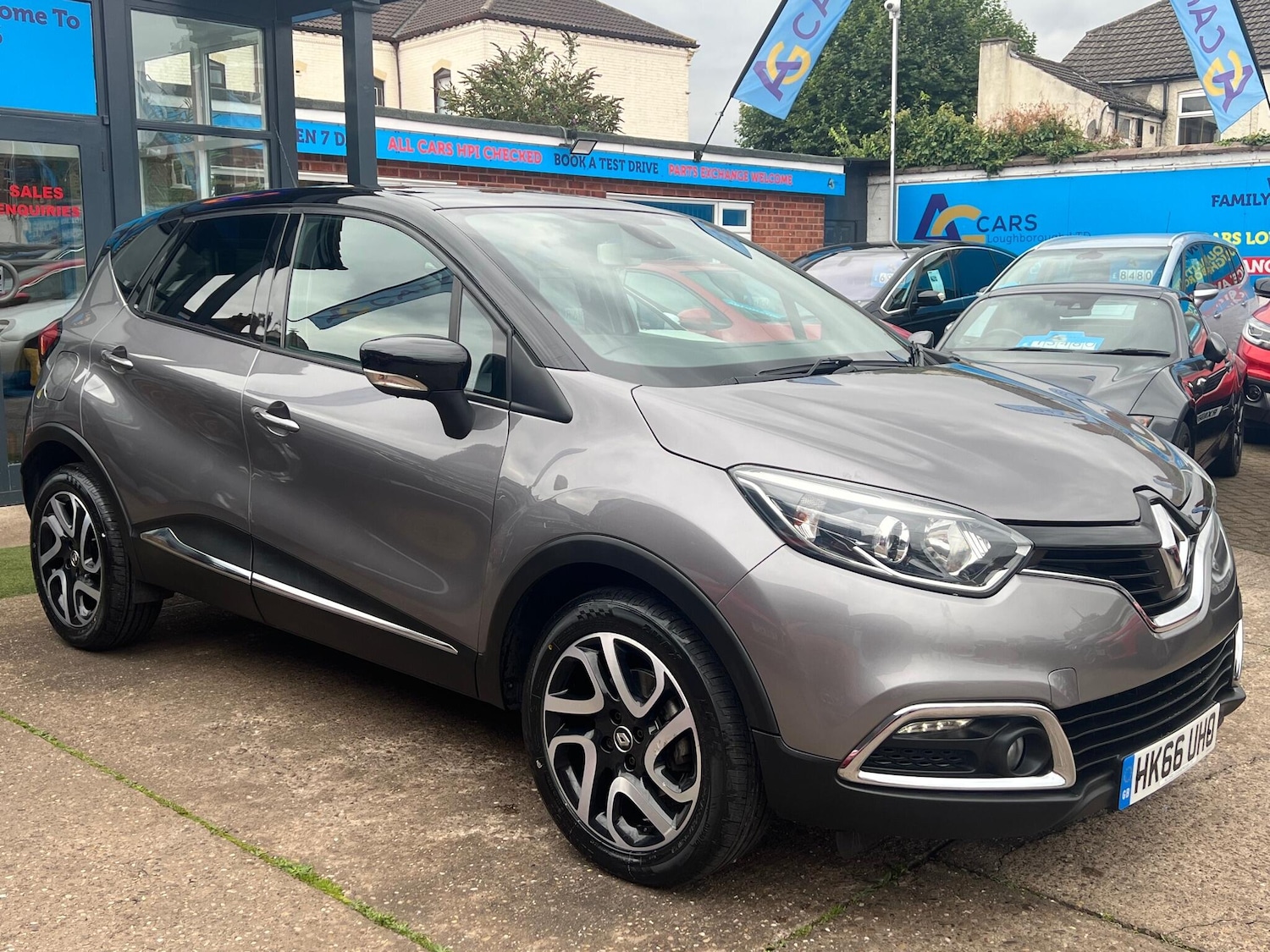Used Renault Captur 2016 for sale - 76059968: Photo 10