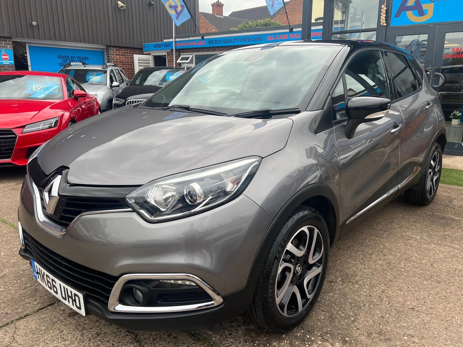 Used Renault Captur 2016 for sale - 76059968: Photo 12