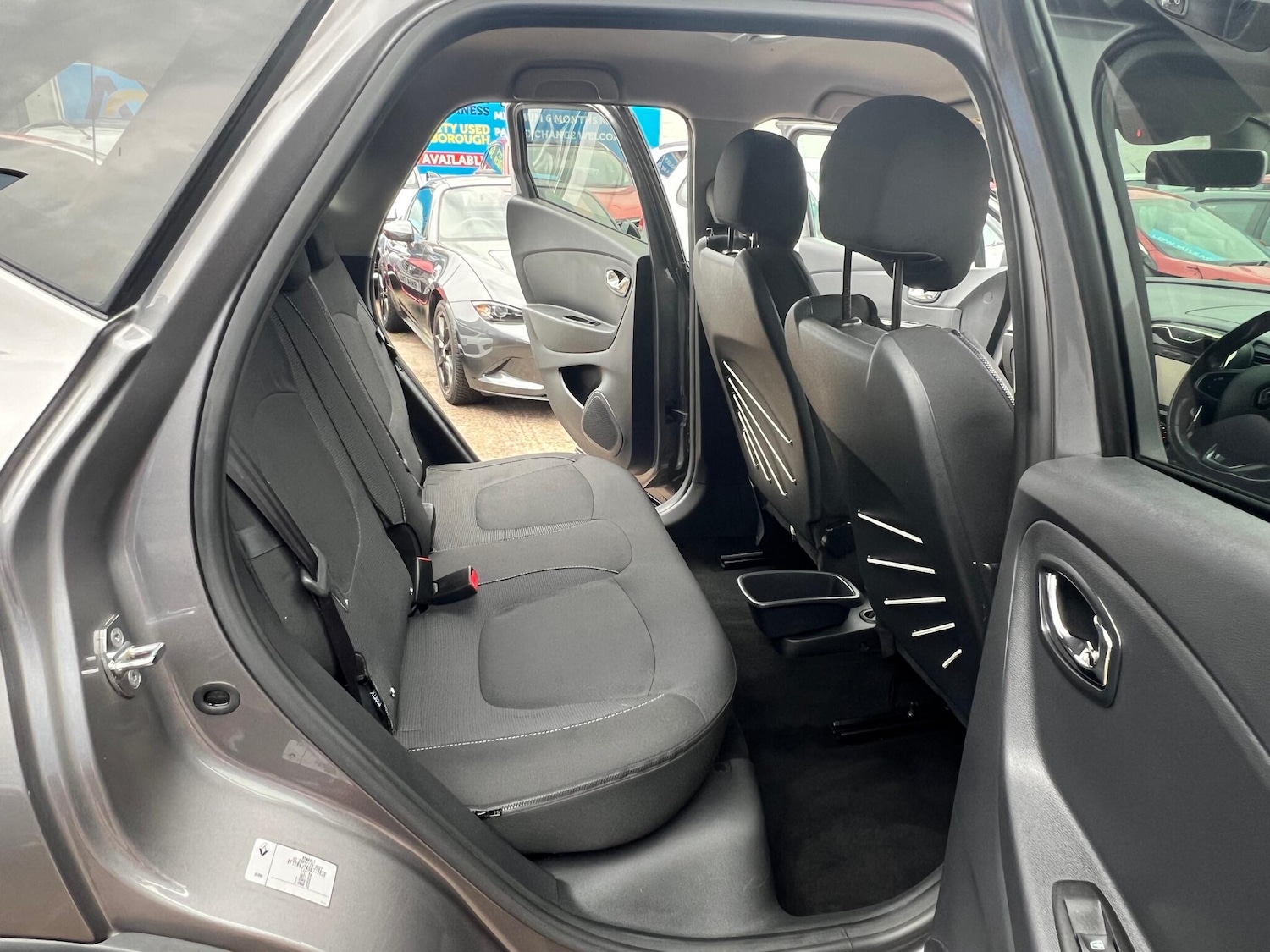 Used Renault Captur 2016 for sale - 76059968: Photo 32