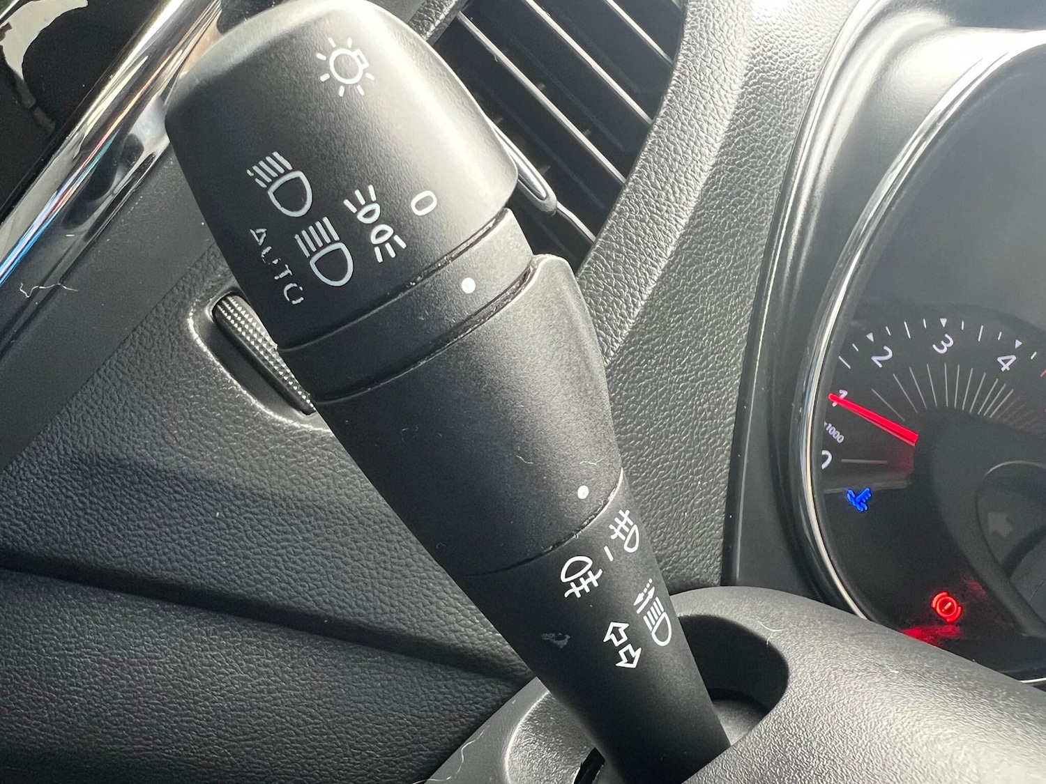 Used Renault Captur 2016 for sale - 76059968: Photo 44