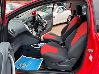 Used Ford Ka 2015 for sale - 78843498: Photo