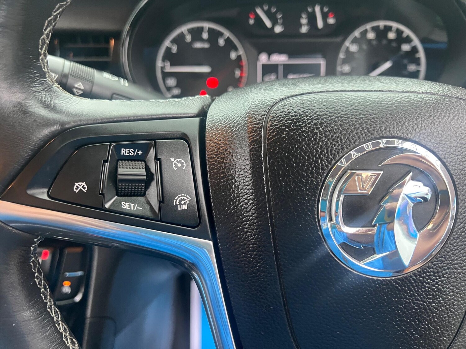 Used Vauxhall Mokka X 2018 for sale - 76121571: Photo 23