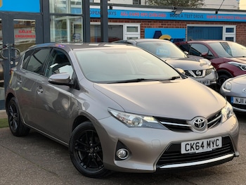Used Toyota Auris 2014 for sale - 77783121: Photo