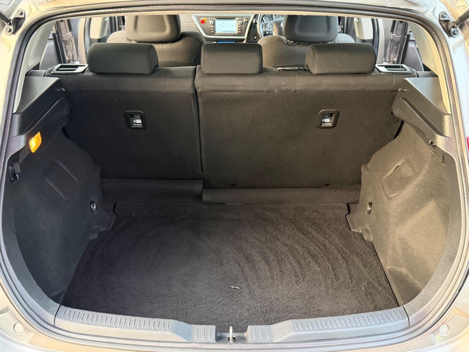 Used Toyota Auris for sale - 77783121: Photo 38