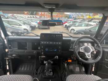 Used Land Rover Defender 110 2006 for sale - 73647833: Photo