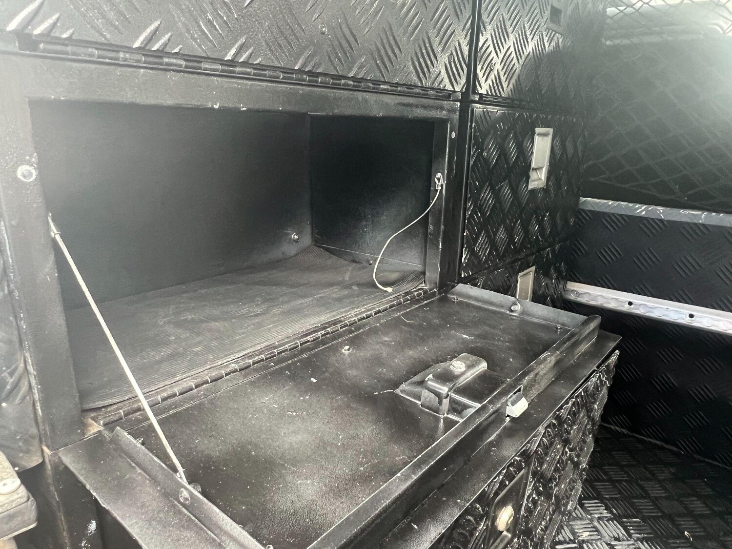 Vehicle 33
