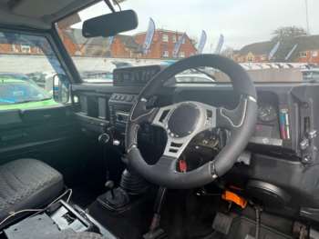 Used Land Rover Defender 110 2006 for sale - 73647833: Photo