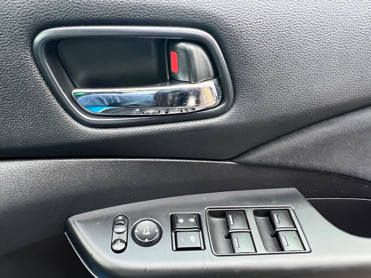 Used Honda CR-V 2014 for sale - 76337229: Photo 48