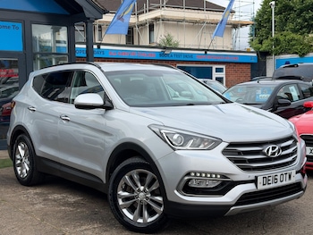 Used Hyundai Santa Fe 2016 for sale - 79349232: Photo