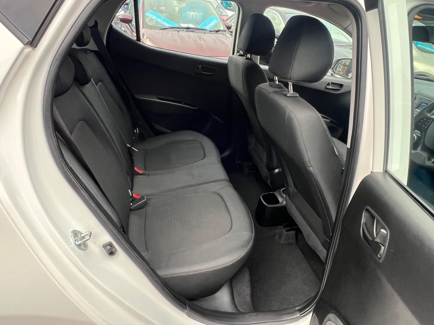 Used Hyundai i10 2018 for sale - 76832490: Photo 30
