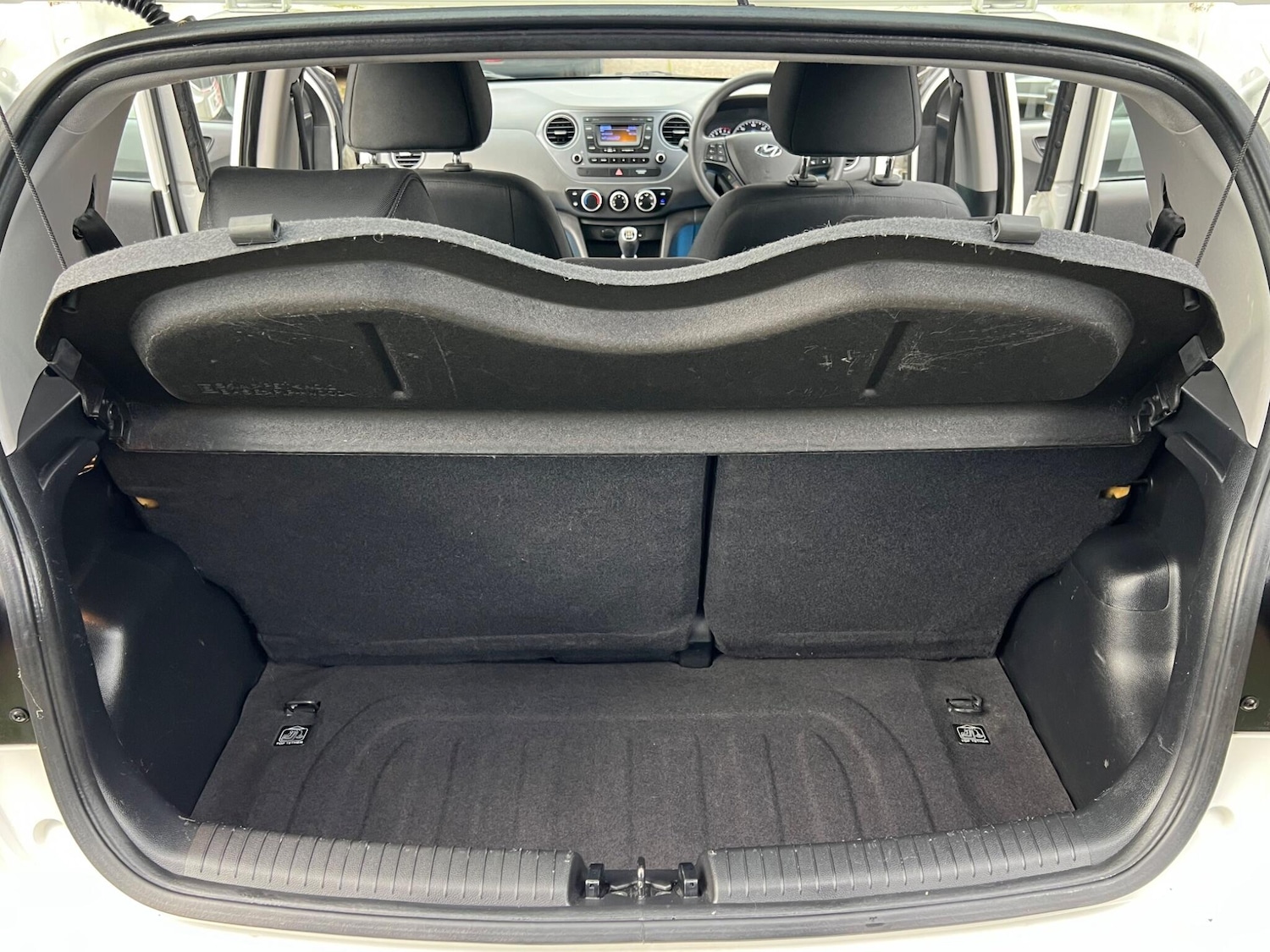 Used Hyundai i10 2018 for sale - 76832490: Photo 51