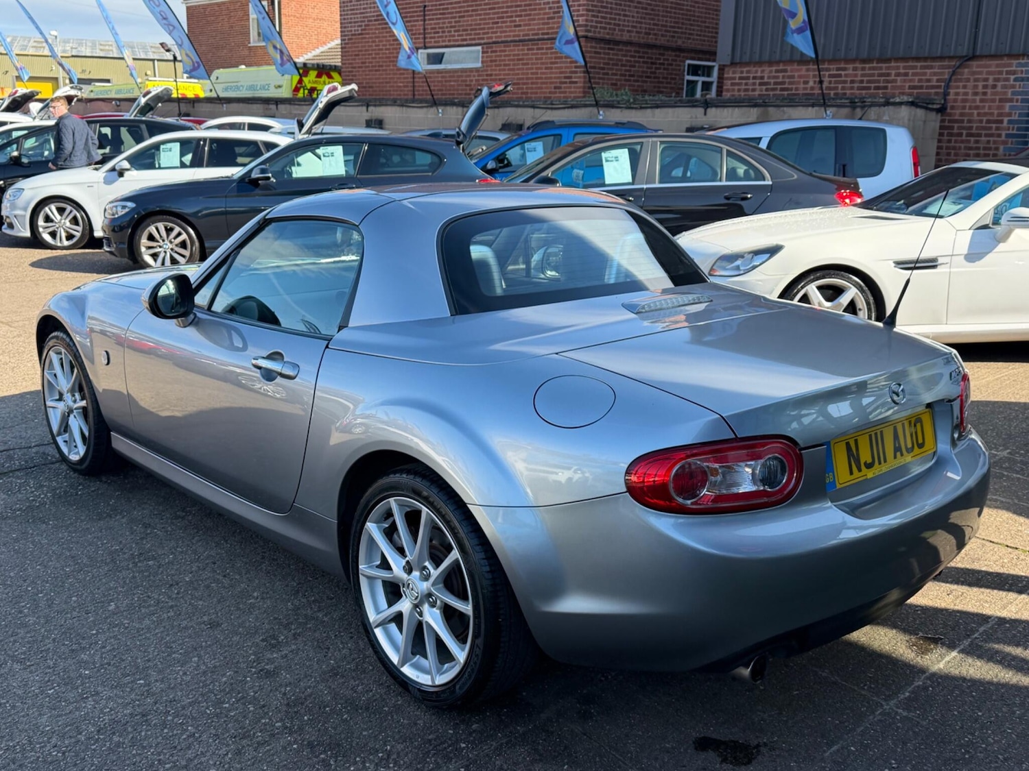 Used Mazda MX-5 2011 for sale - 77657614: Photo 11