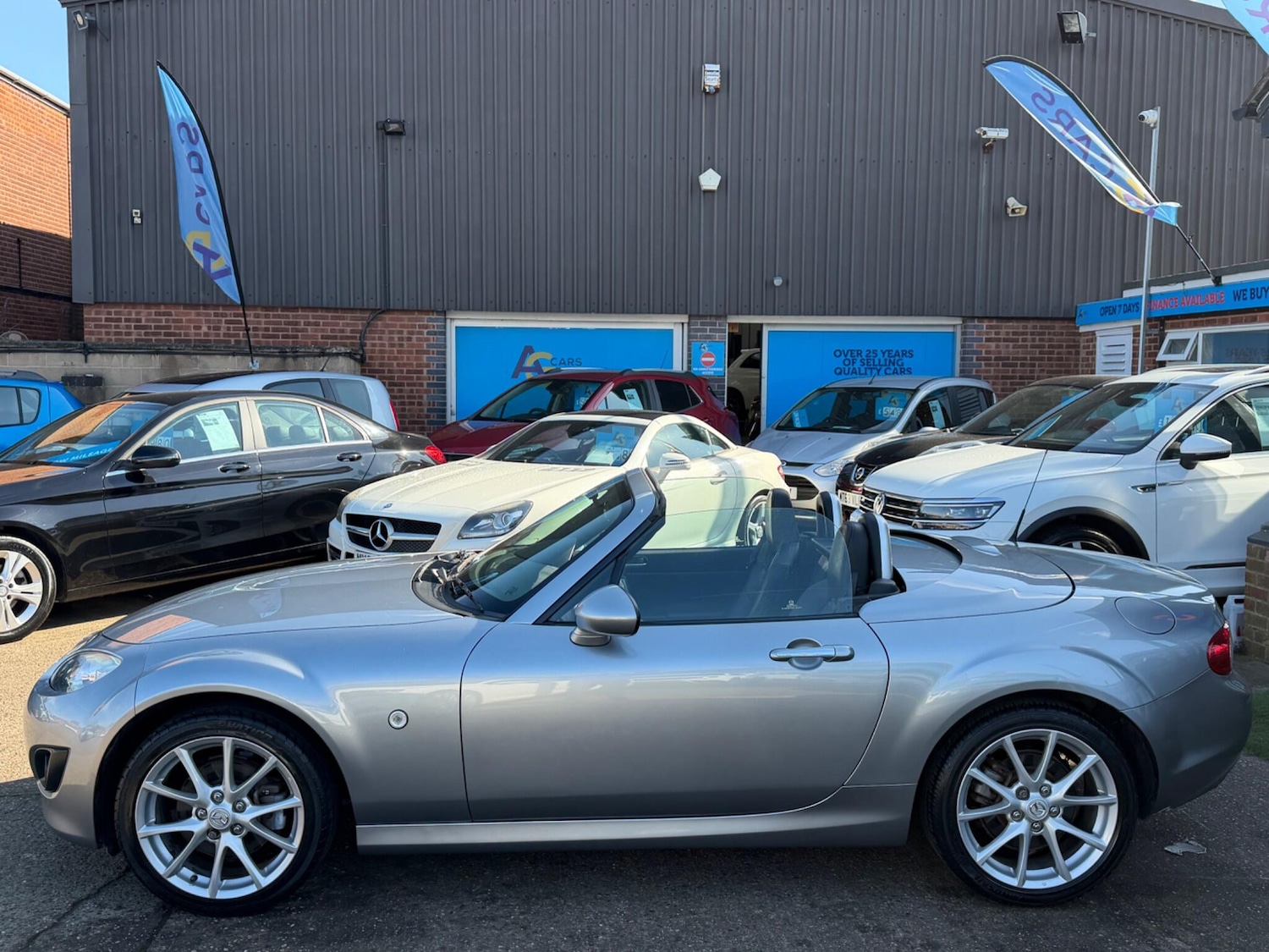 Used Mazda MX-5 2011 for sale - 77657614: Photo 38