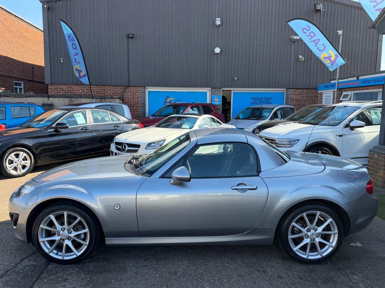 Used Mazda MX-5 2011 for sale - 77657614: Photo 43