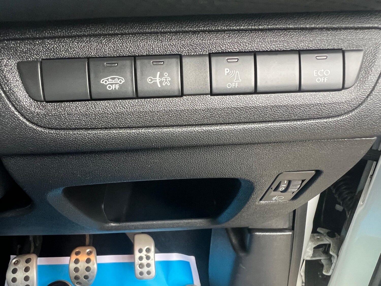 Vehicle 46