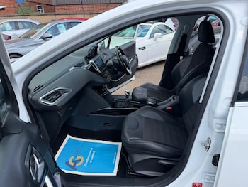 Used Peugeot 2008 2016 for sale - 78705311: Photo