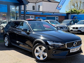 Used Volvo V60 Cross Country 2020 for sale - 78374928: Photo