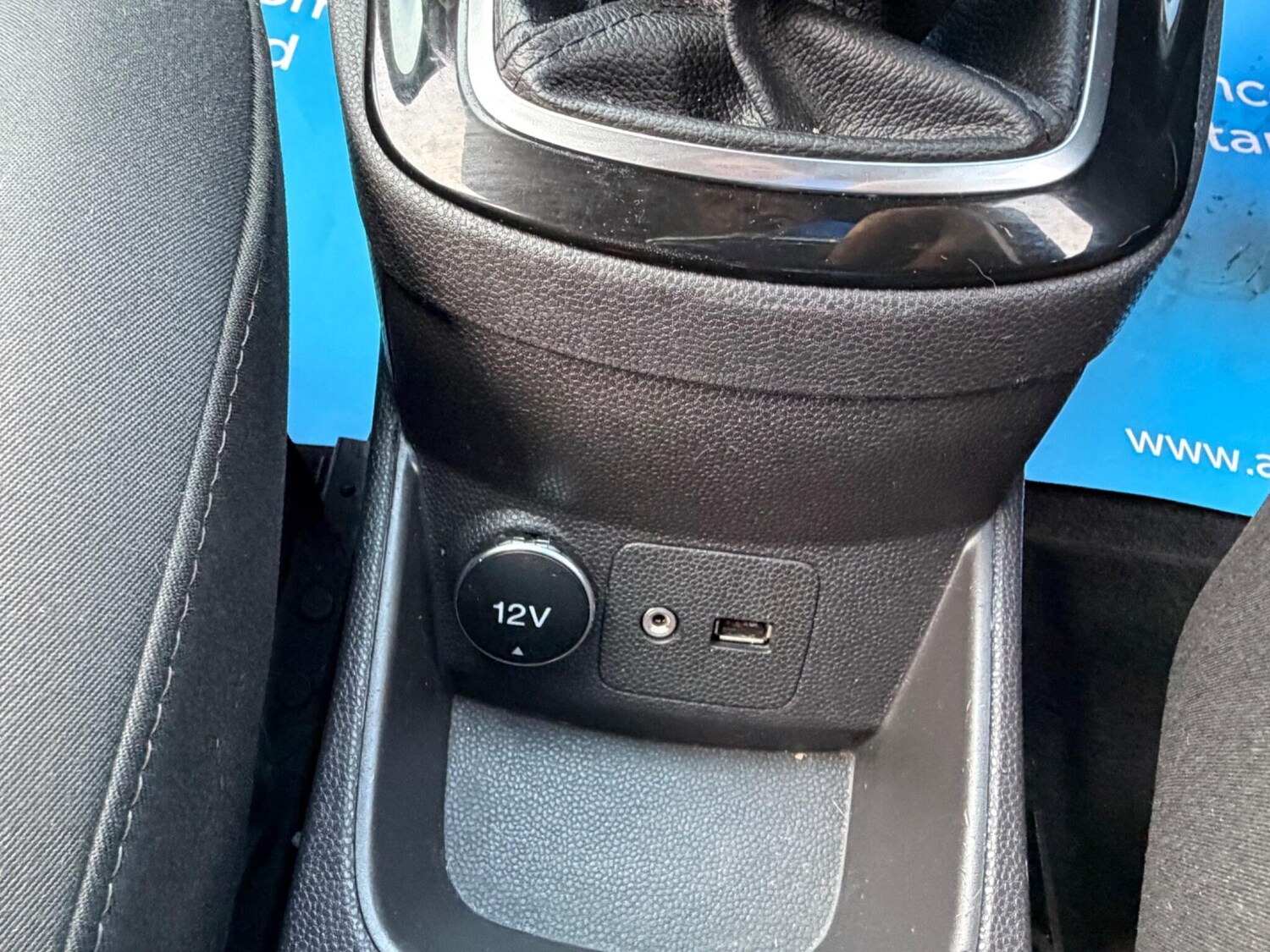 Used Ford Fiesta 2015 for sale - 77163618: Photo 25