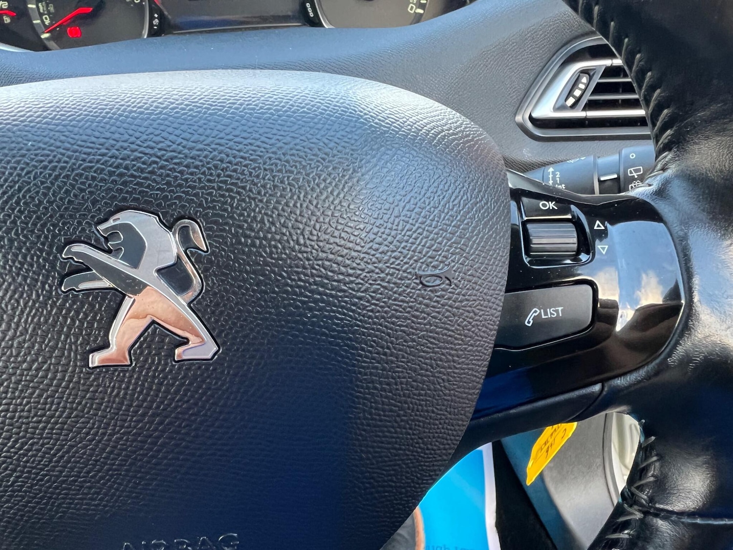 Used Peugeot 308 2017 for sale - 76832238: Photo 26