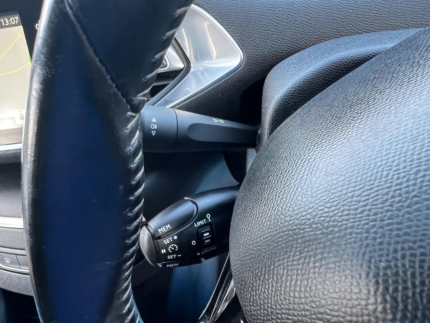 Used Peugeot 308 2017 for sale - 76832238: Photo 29