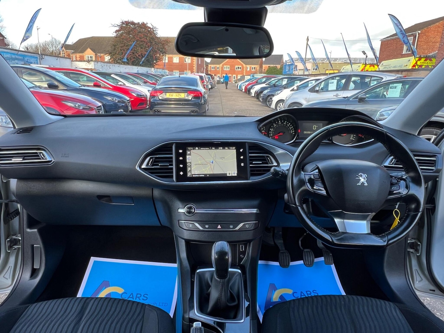 Used Peugeot 308 2017 for sale - 76832238: Photo 34