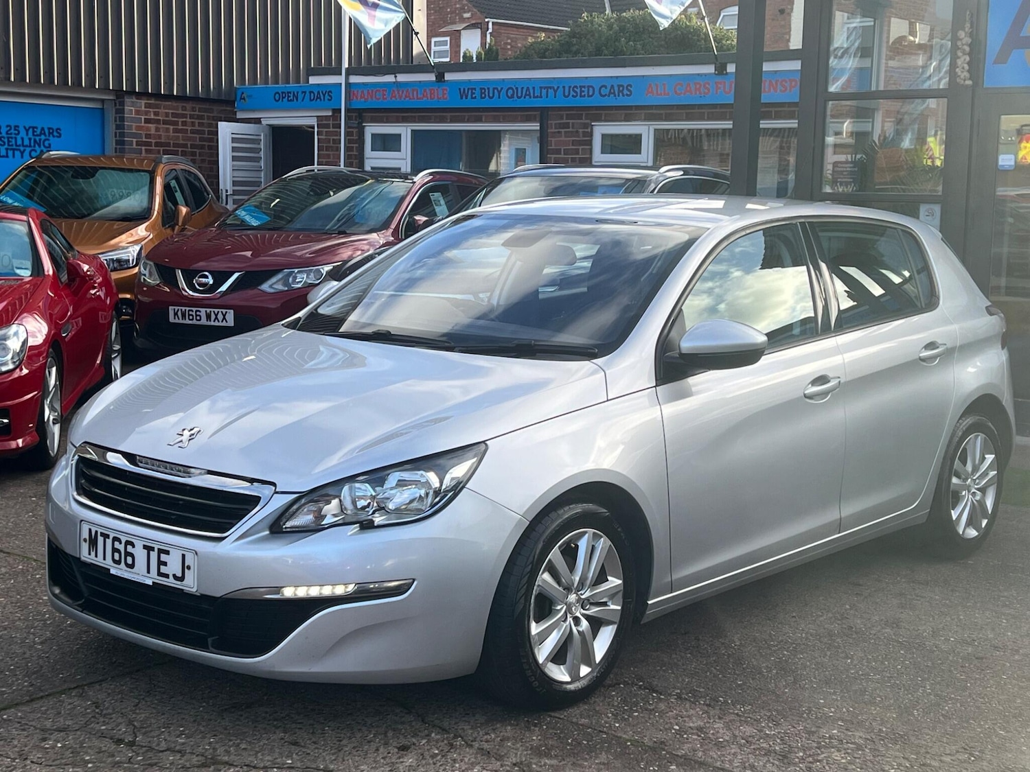 Used Peugeot 308 2017 for sale - 76832238: Photo 43