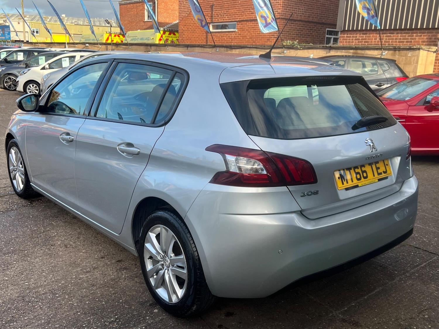 Used Peugeot 308 2017 for sale - 76832238: Photo 47