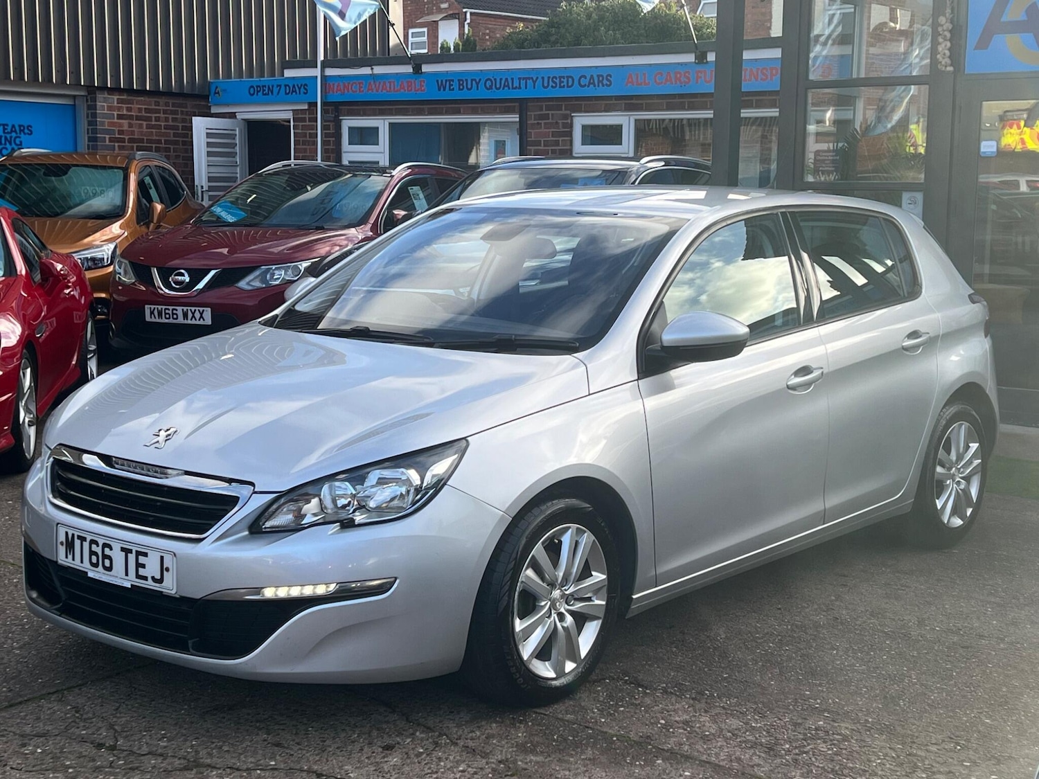 Used Peugeot 308 2017 for sale - 76832238: Photo 52