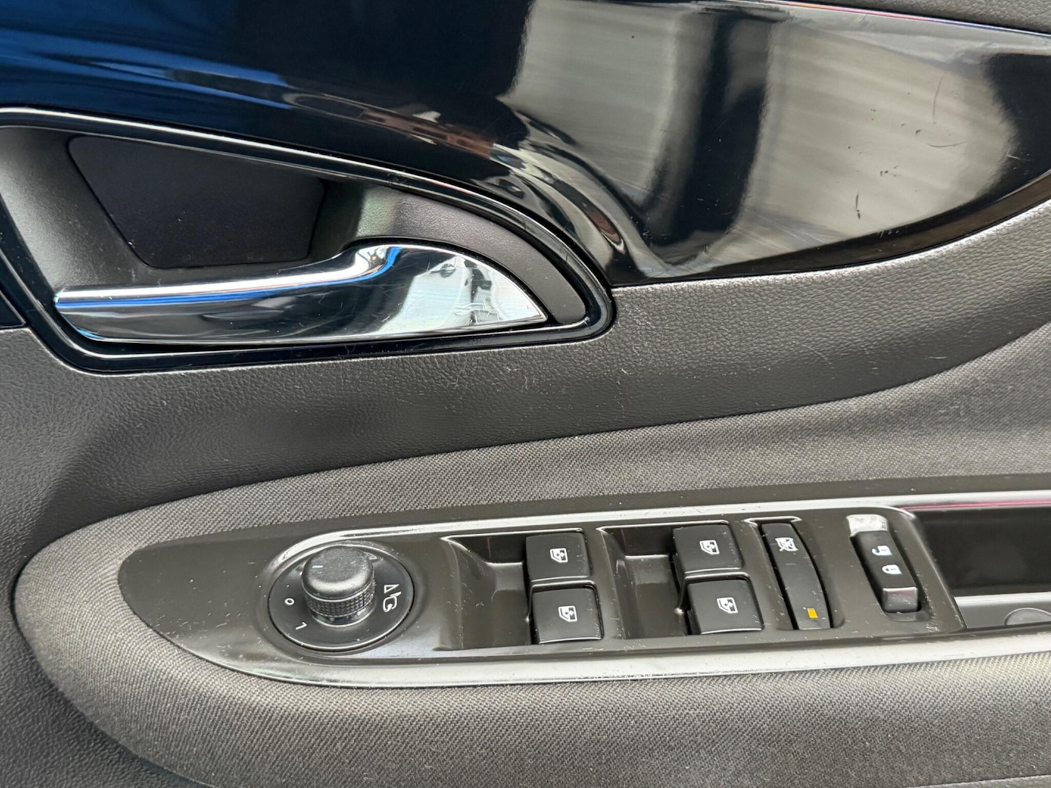 Used Vauxhall Mokka X 2018 for sale - 77424895: Photo 49