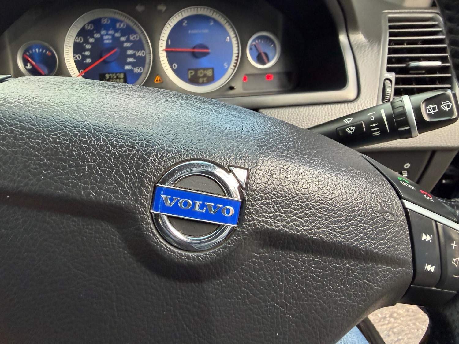 Used Volvo XC90 2013 for sale - 77424989: Photo 45