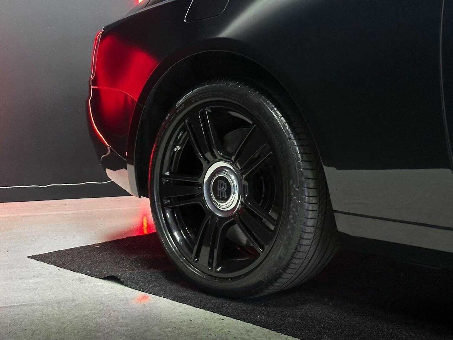 Used Rolls-Royce Wraith 2014 for sale - 76422097: Photo 32