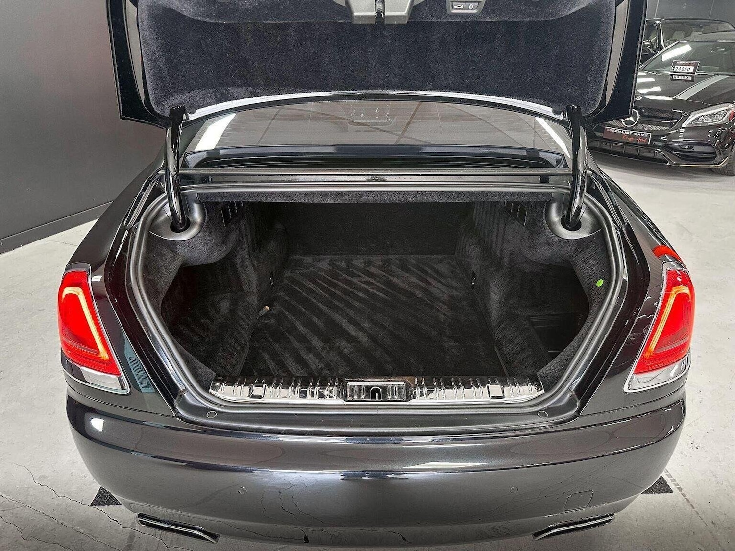 Used Rolls-Royce Wraith 2014 for sale - 76422097: Photo 38