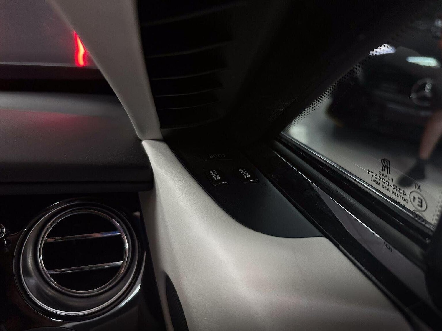 Used Rolls-Royce Wraith 2014 for sale - 76422097: Photo 49