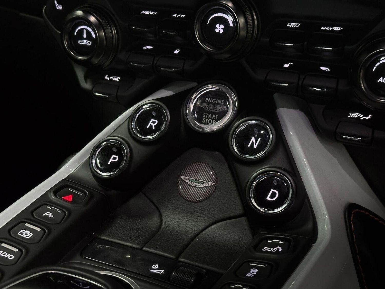 Used Aston Martin Vantage 2020 for sale - 76422100: Photo 18