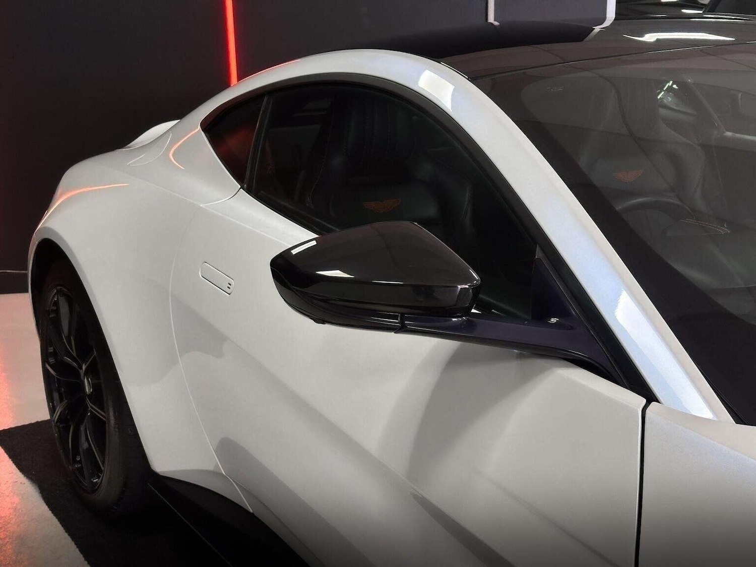 Used Aston Martin Vantage 2020 for sale - 76422100: Photo 32