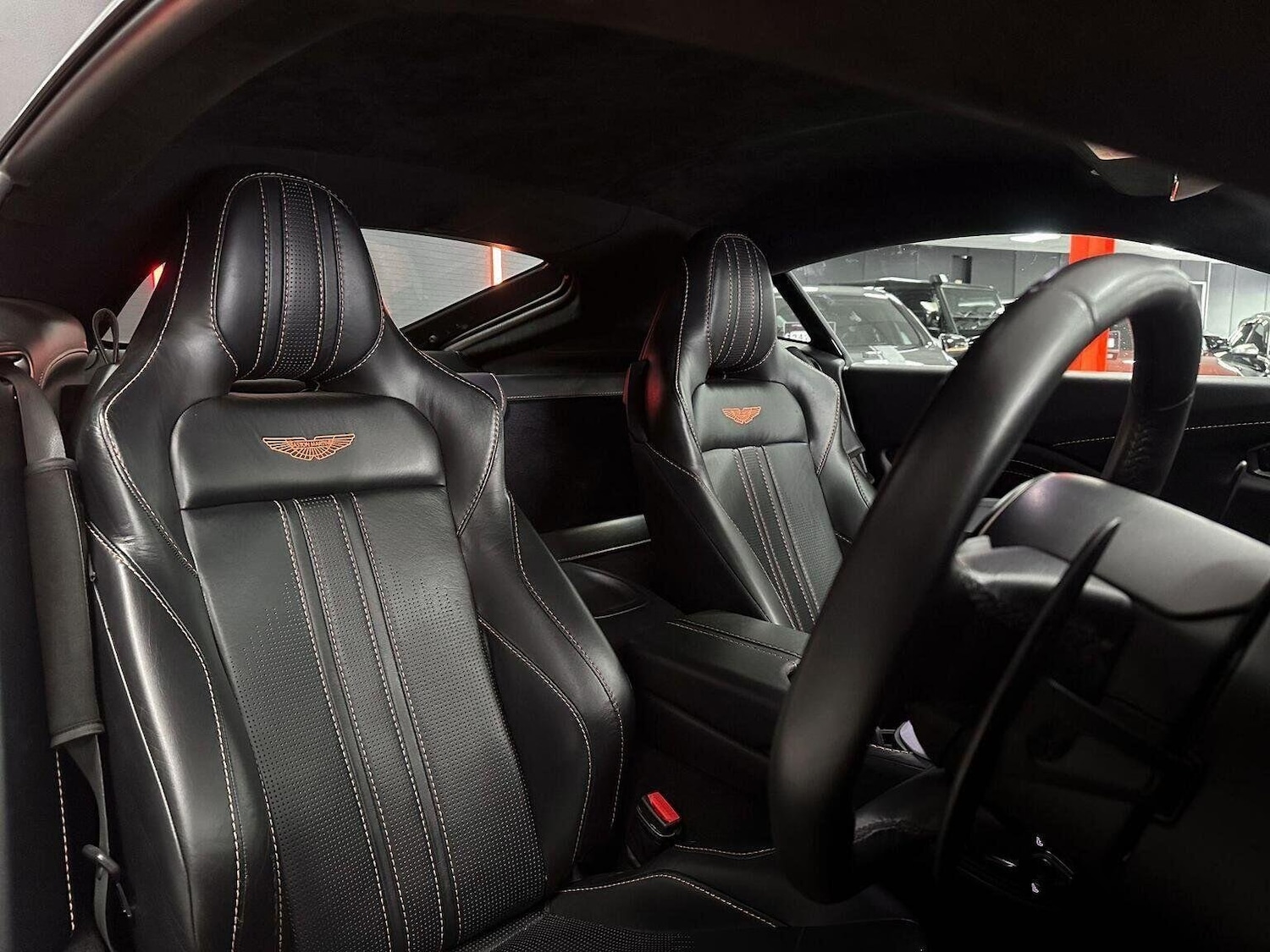 Used Aston Martin Vantage 2020 for sale - 76422100: Photo 4