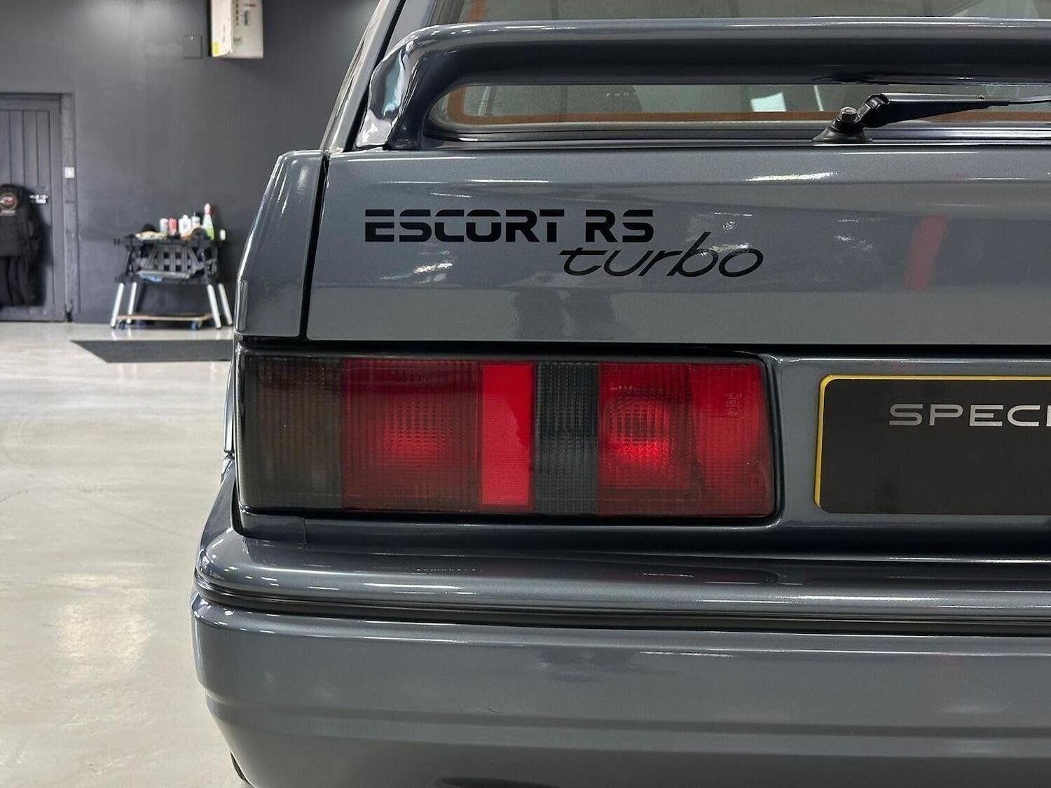 Used Ford Escort 1989 for sale - 76687281: Photo 17