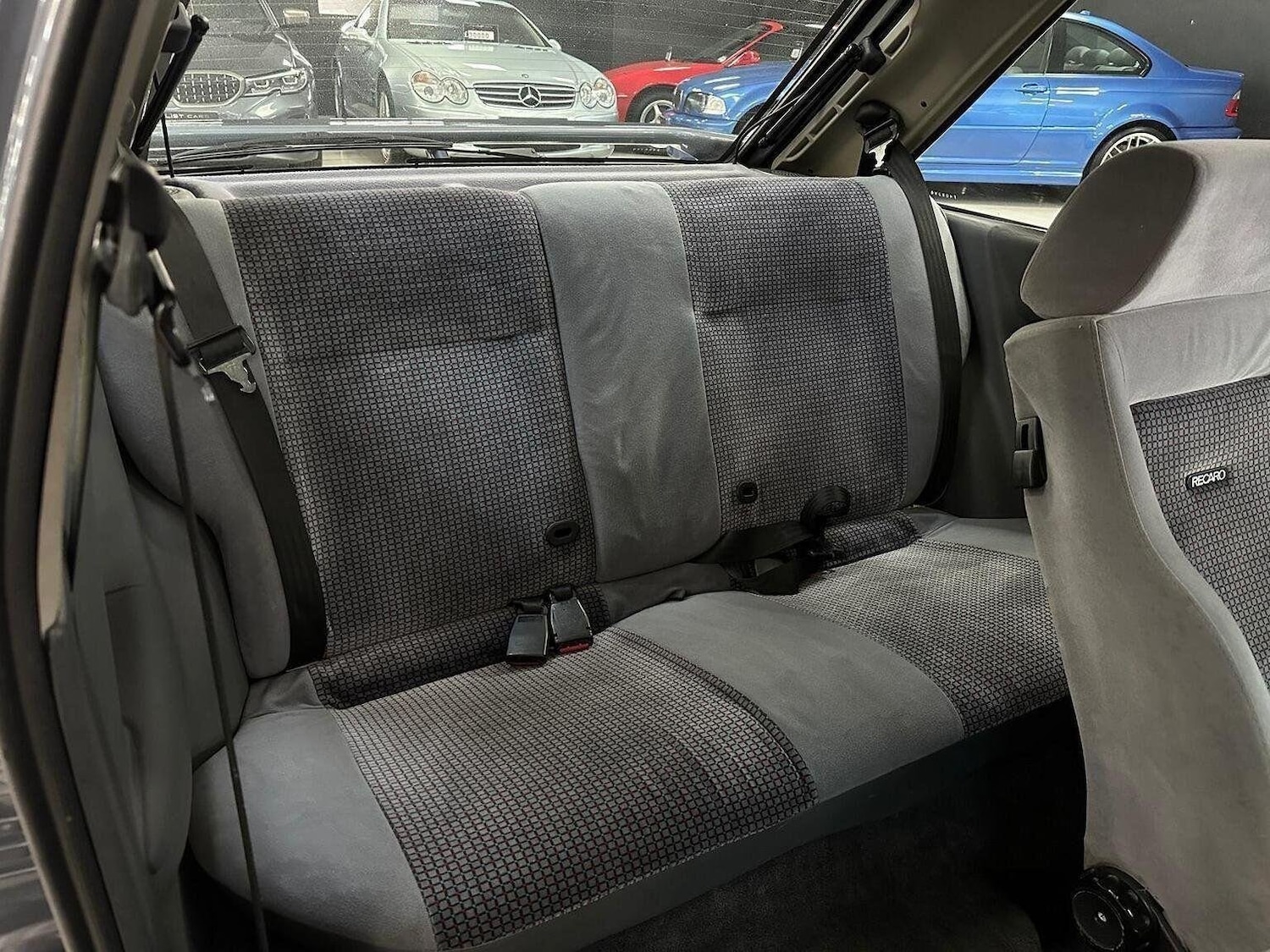 Used Ford Escort 1989 for sale - 76687281: Photo 25