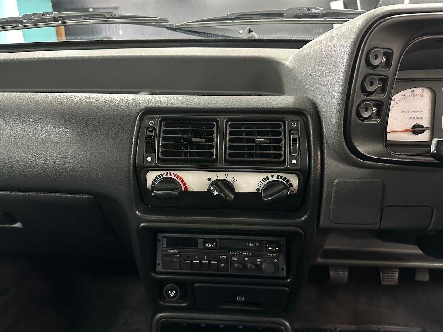 Used Ford Escort 1989 for sale - 76687281: Photo 44