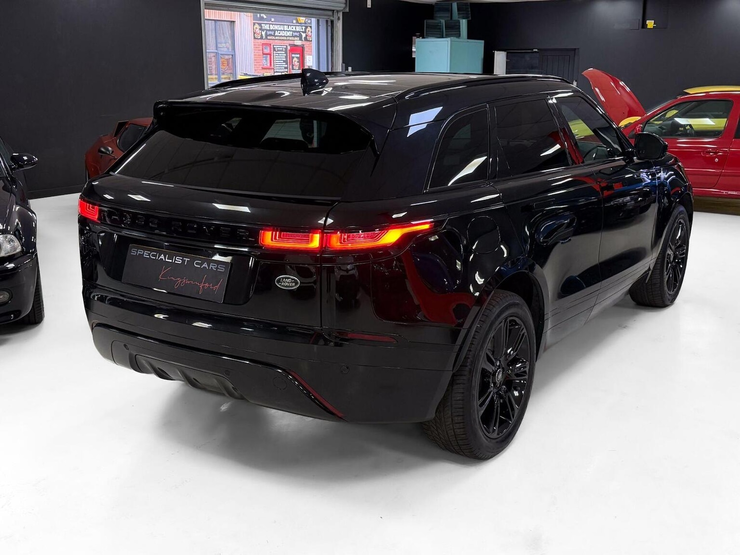 Used Land Rover Range Rover Velar 2023 for sale - 77822378: Photo 10